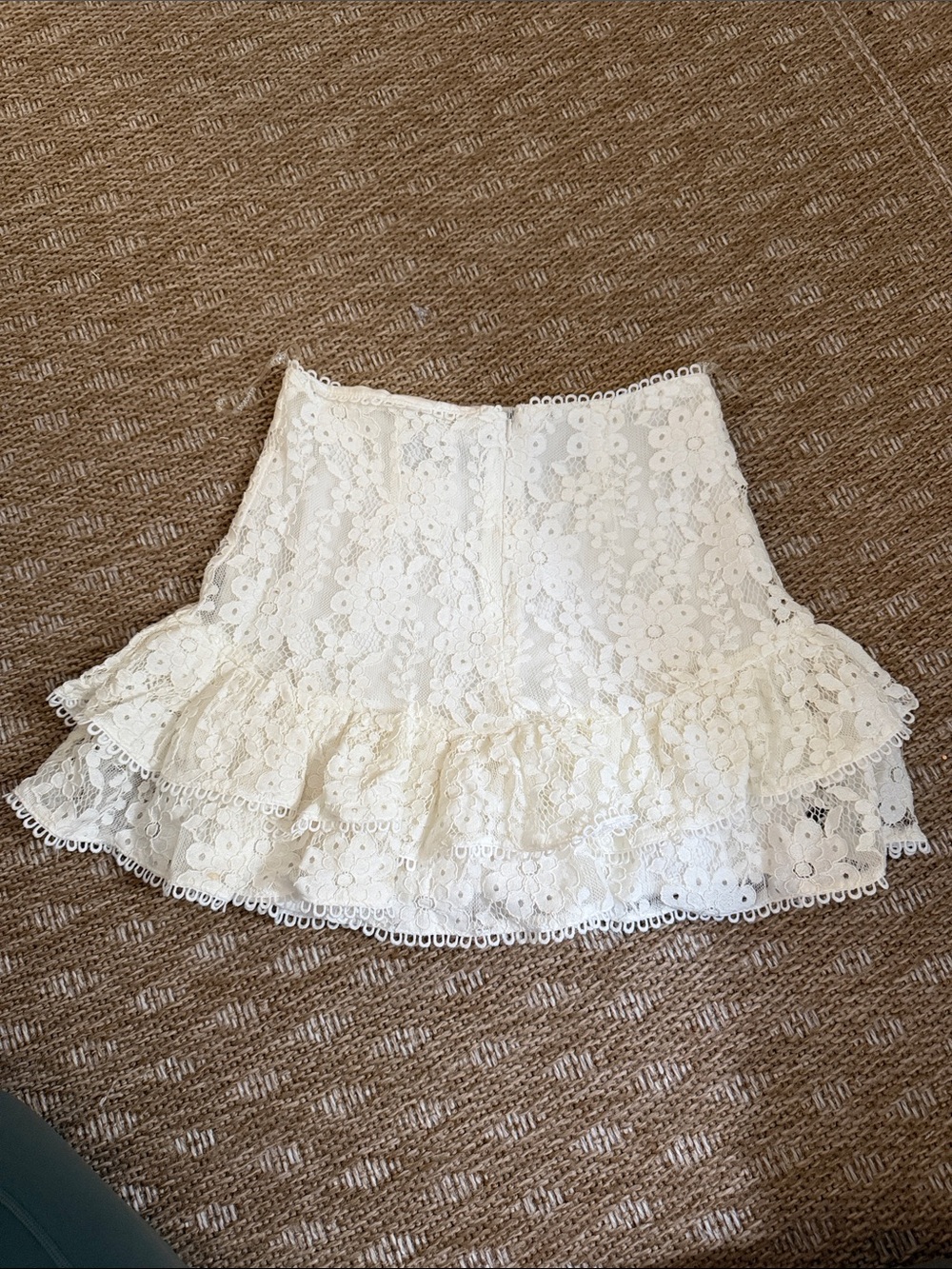 Floral Lace Ruffle Mini Skirt - Picture 2 of 5